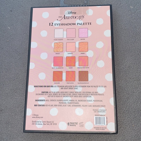 New Disney The Aristocats Marie eyeshadow palette - Picture 3 of 5